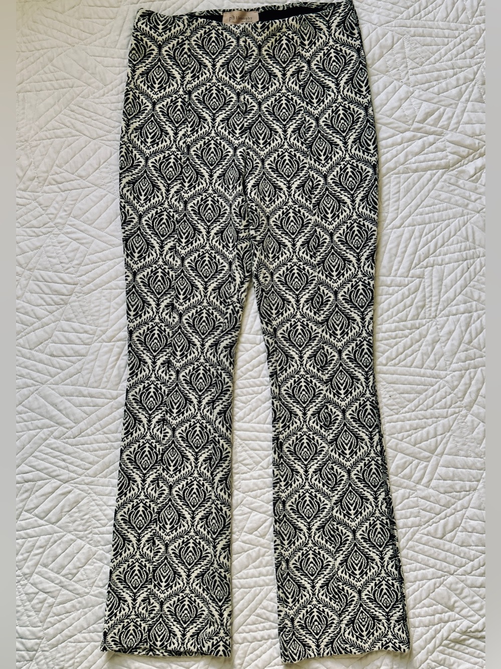 Philosophy Black & White Patterned Damask Print Flares Leggings Pants
